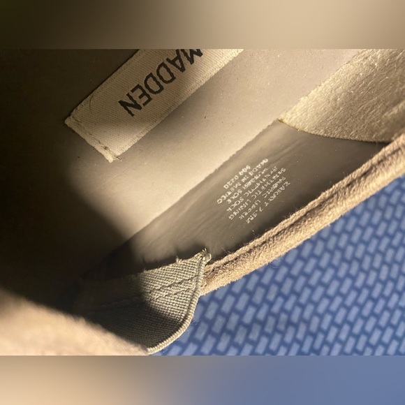 Gray Slip On Steve Madden Shoes size 7.5 (runs smaller) - Picture 9 of 10